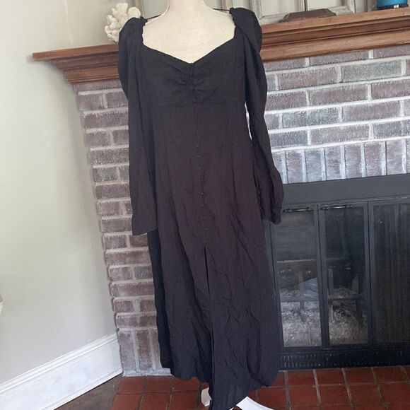 Free People - Luna Maxi Top in Black - Picture 5 of 6